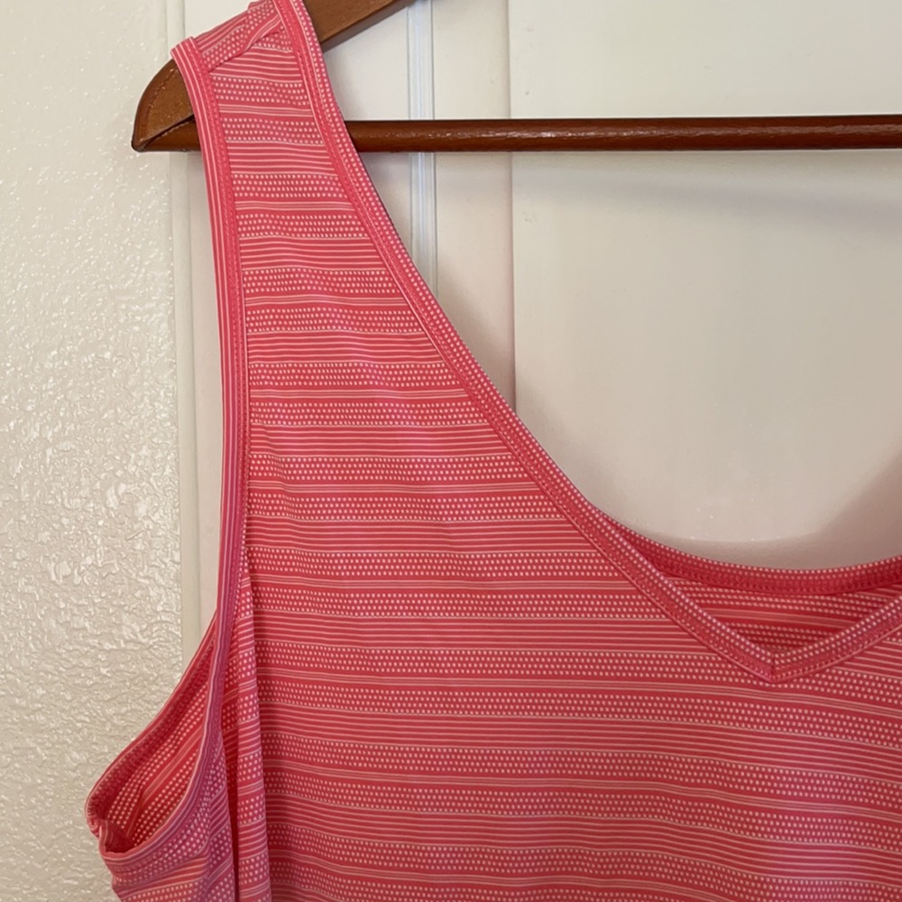 Tank top - Picture 2 of 2